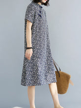 Retro Printd Short Sleeve Midi Dress